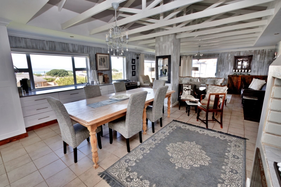 7 Bedroom Property for Sale in Stilbaai Wes Western Cape